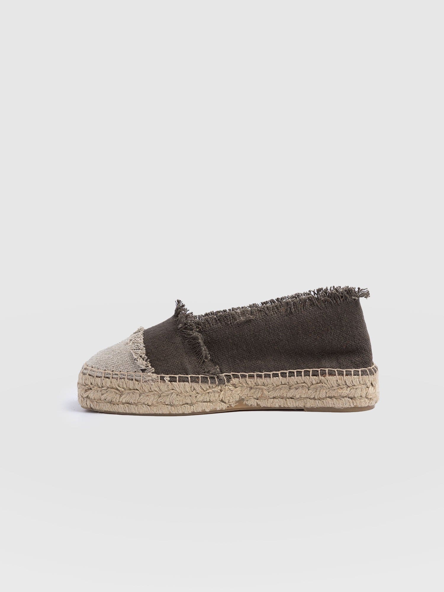 Ivy Frayed Espadrille Pumps - Khaki - Women's s | Saint + Sofia® USA